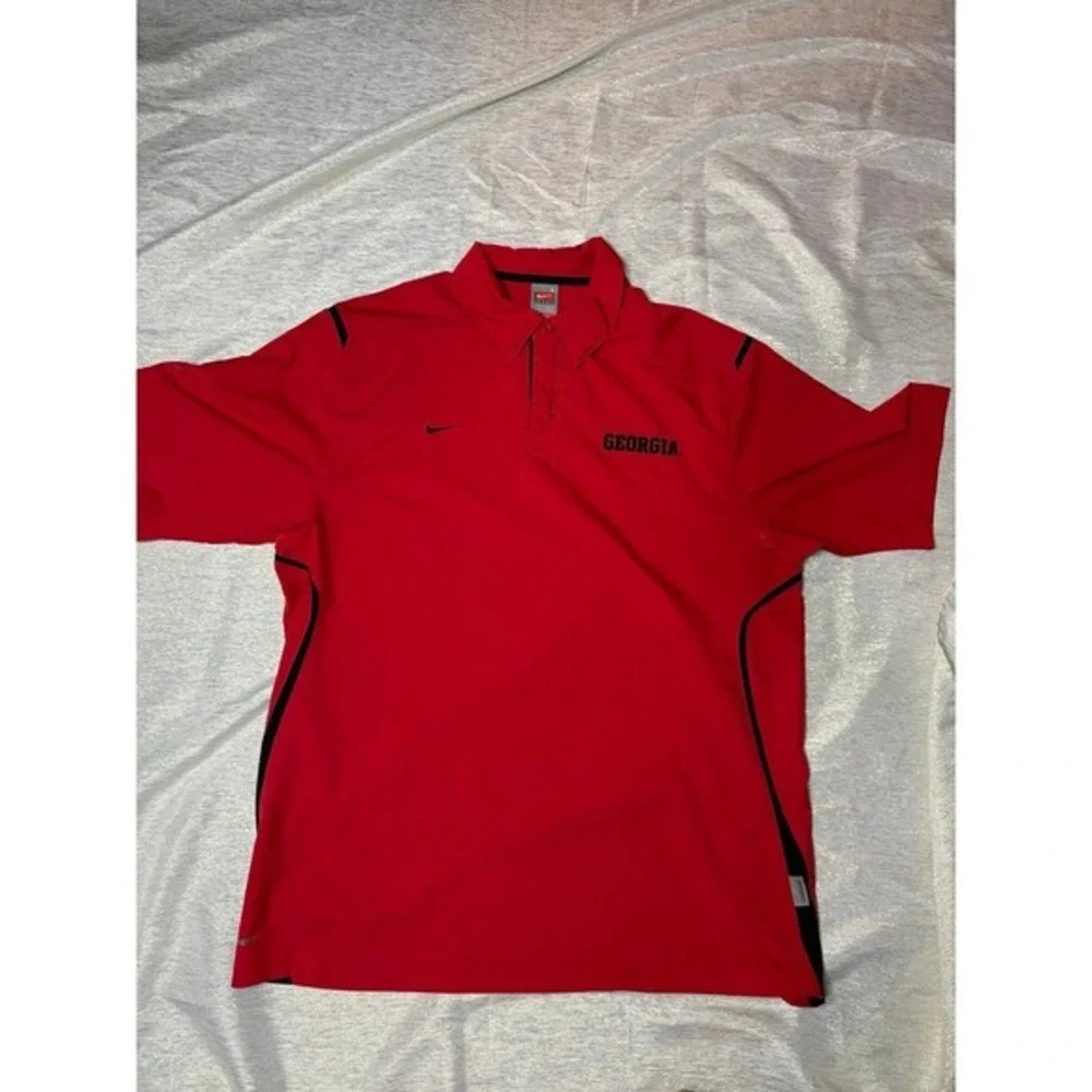 UGA nike Team Dri Fit Short Sleeve Shirt size large‎ Red & Black